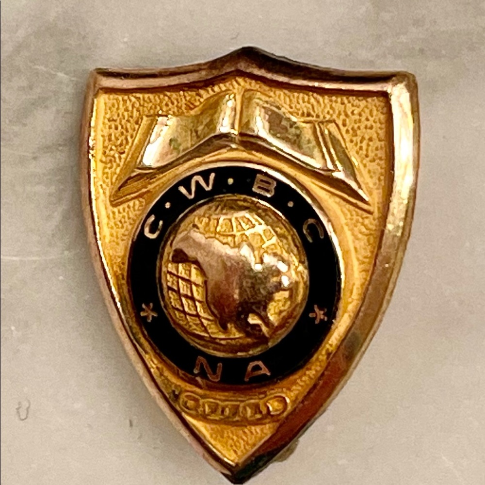 Vintage gold filled Breakfast Club pin